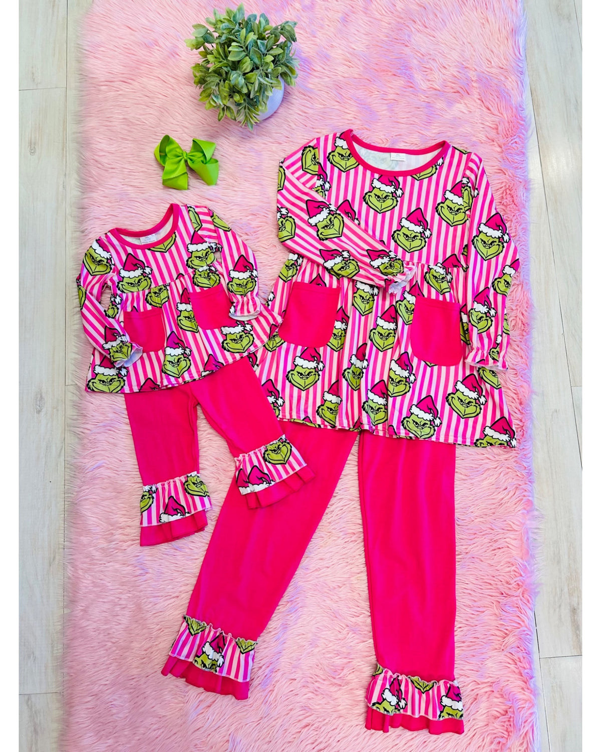 Pink Stripe Grinch Outift - Girls Pants Outfit - by Mini Mee - True to Size