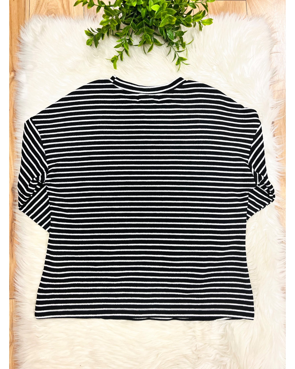 Black & White Striped Set - Women’s 2 Piece Pants Set - by Evermmee - True to Size