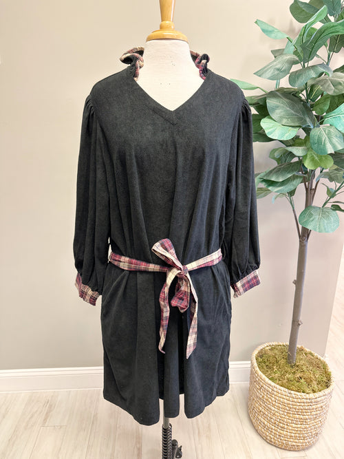 Black Flannel Collar With Matching Flannel Belt - Women’s Midi Dress - by Umgee+ - True to Size