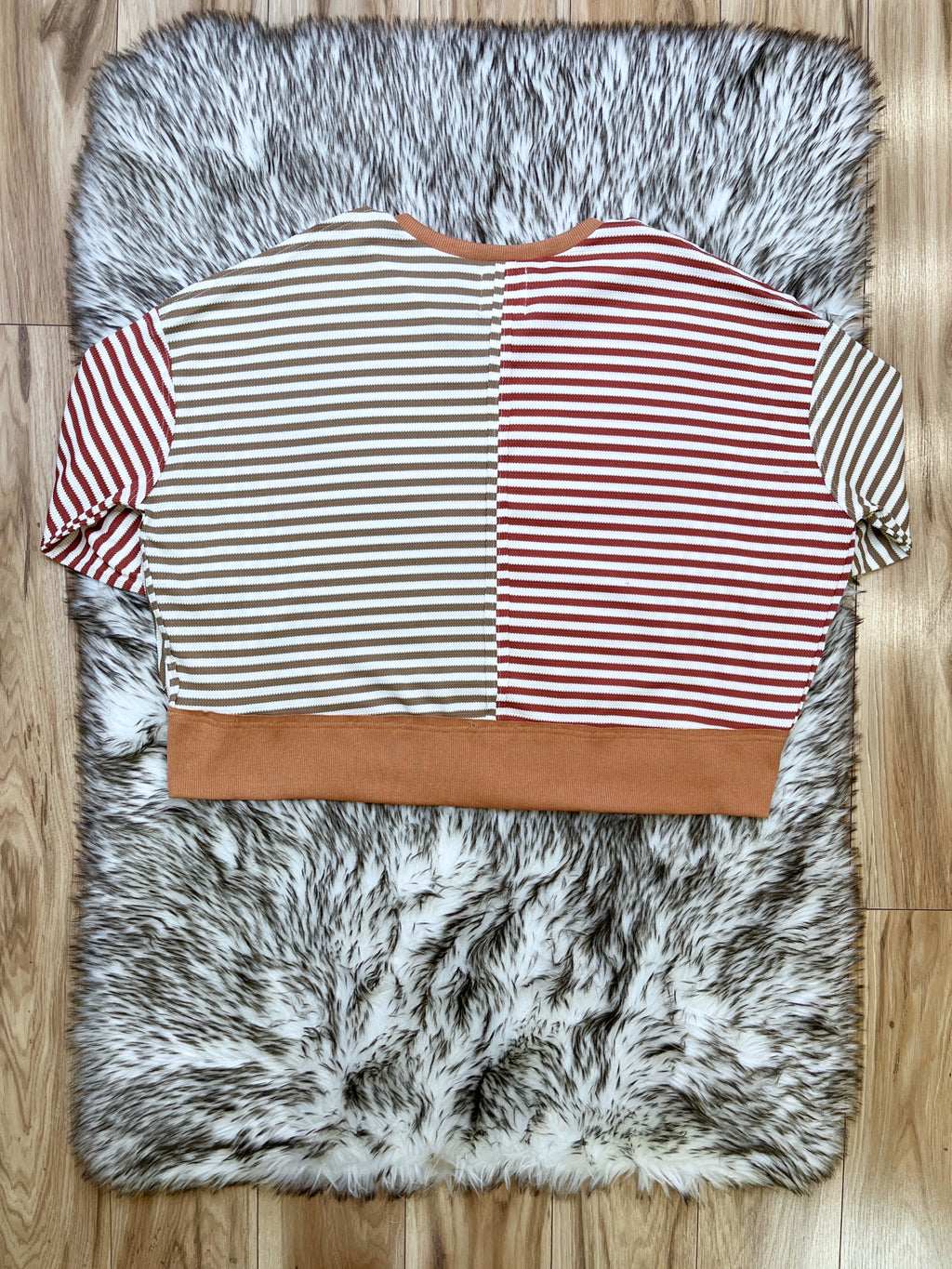 Vintage Stripe Thumbhole Knit - Women’s Blouse Top - by LovLov - Loose Fit