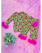 Grinch Pajama Outfit with Hot Pink Cheetah Print - Girls Pants Outfit - by Mini Mee - True to Size