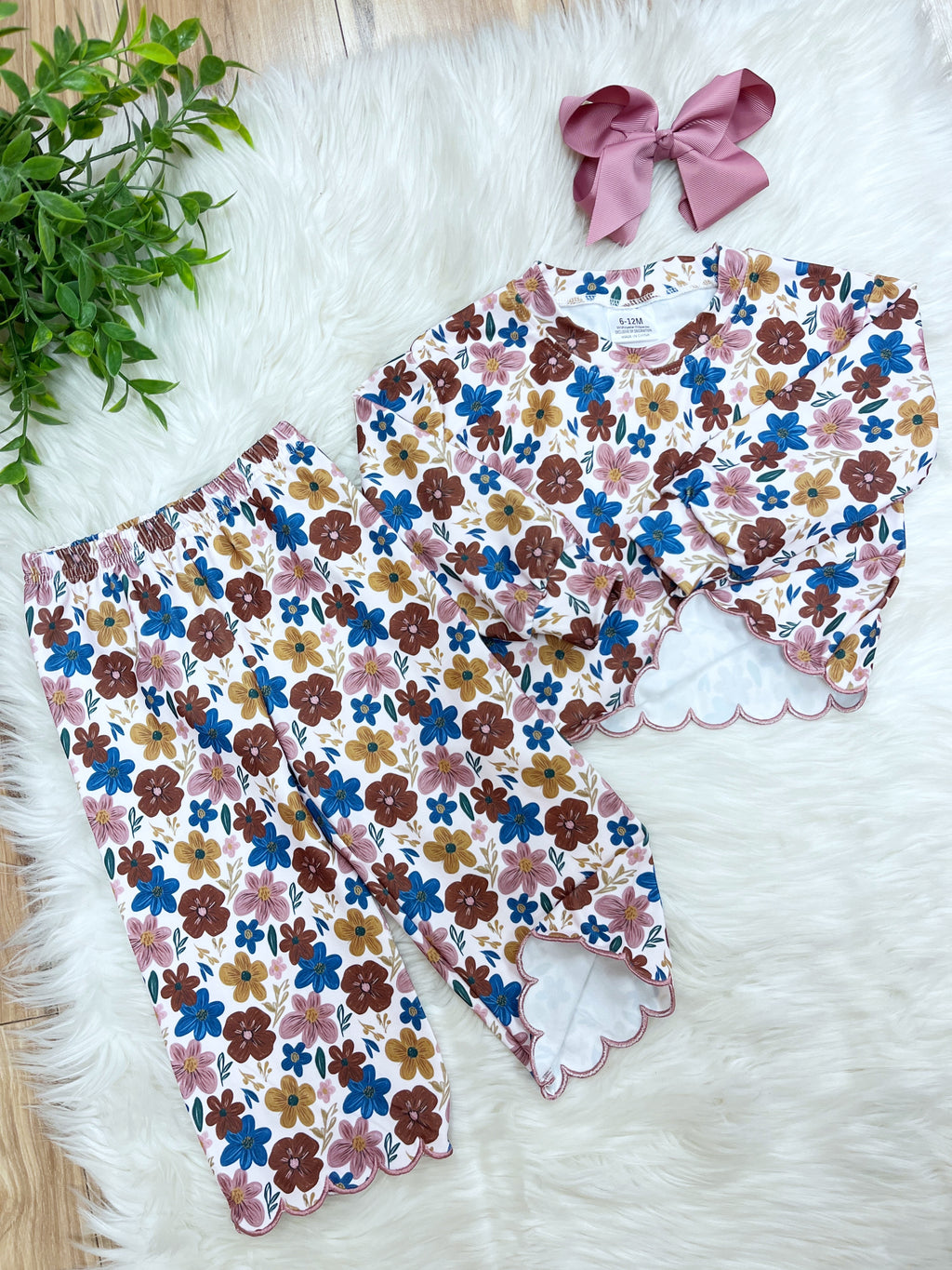 Long Sleeve Fall Floral Outfit with Scalloped Trim - Girls Pants Outfit - by Mini Mee