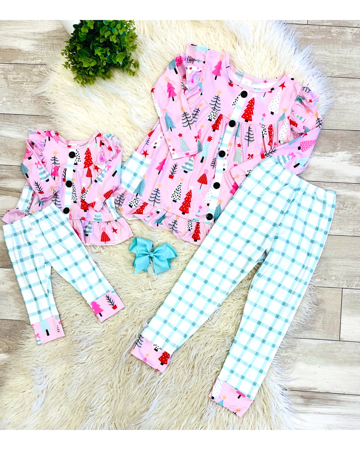 Christmas Trees - Girls Pants Outfit - by Mini Mee - True to Size