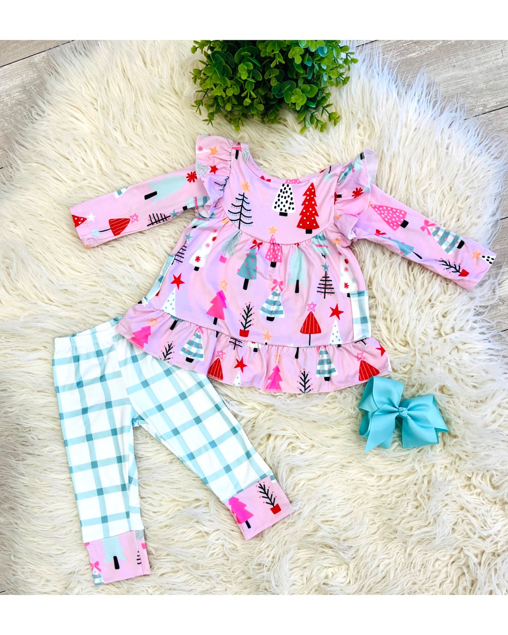 Christmas Trees - Girls Pants Outfit - by Mini Mee - True to Size