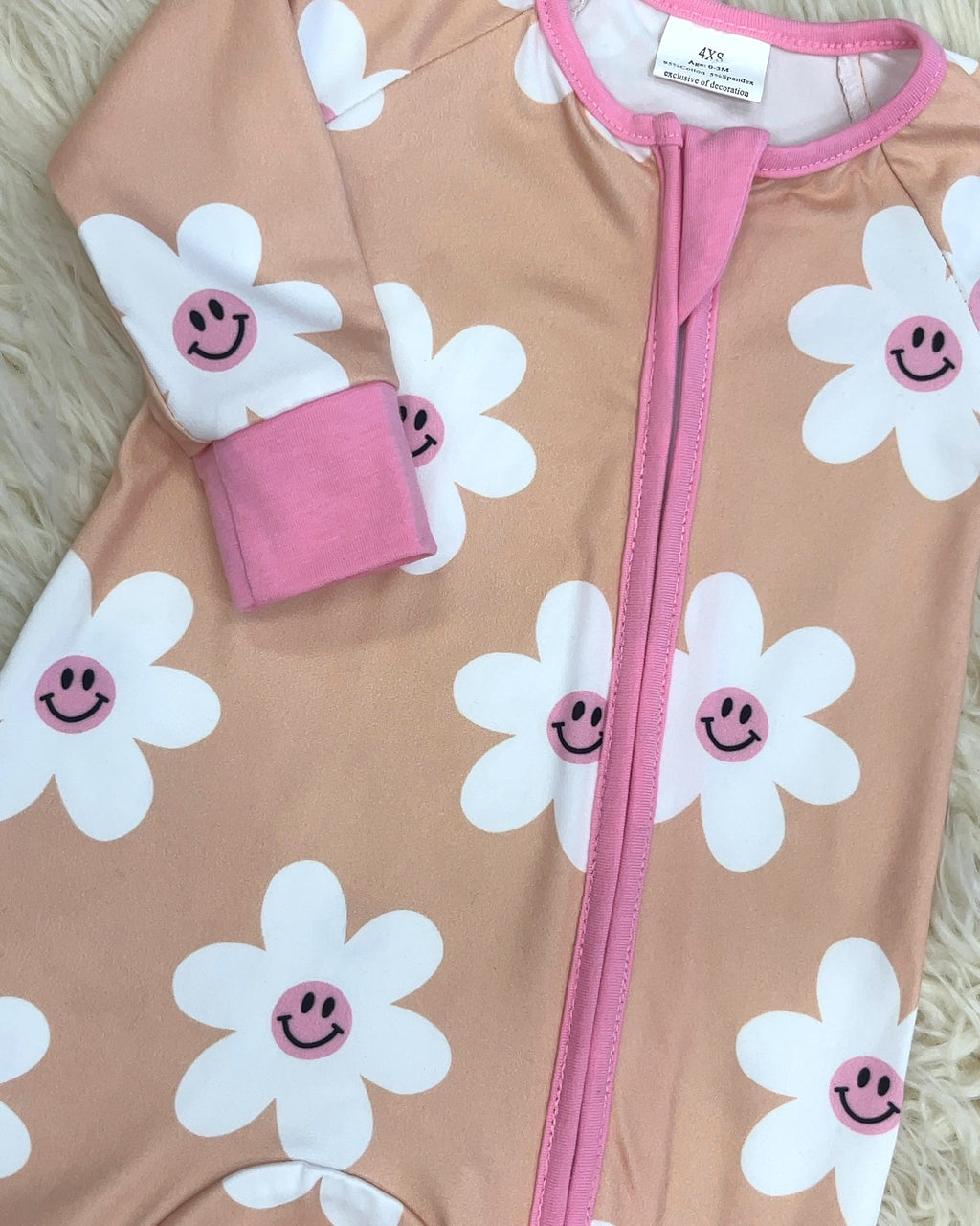 Smiley Daisy - Girls Sleeper - by Mini Mee - True to Size