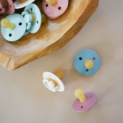 Itzy Soother™ Natural Rubber Paci Sets - Mini Mee Boutique