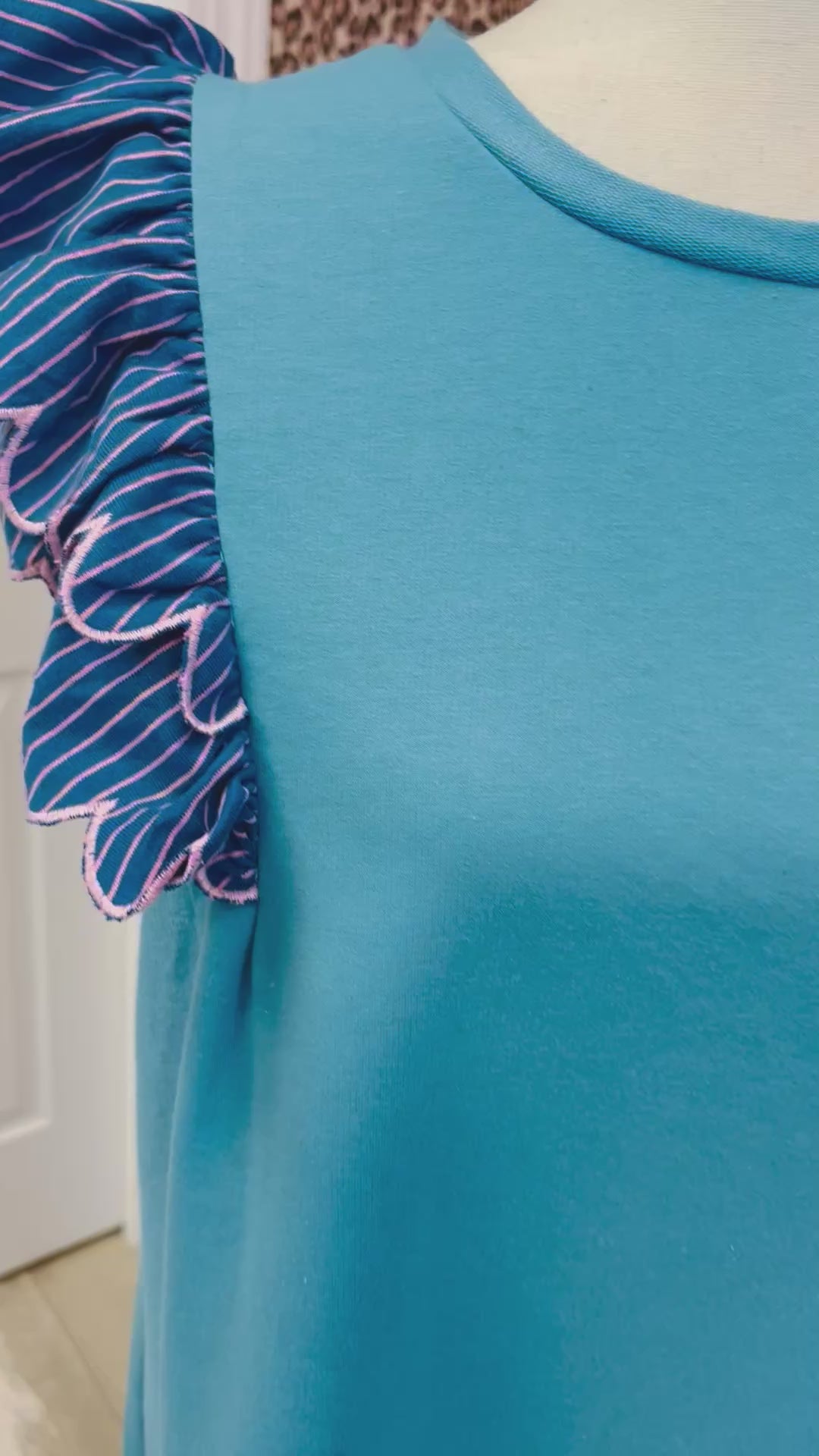 Women’s Umgee Blue & Pink Ruffle Sleeve Dress
