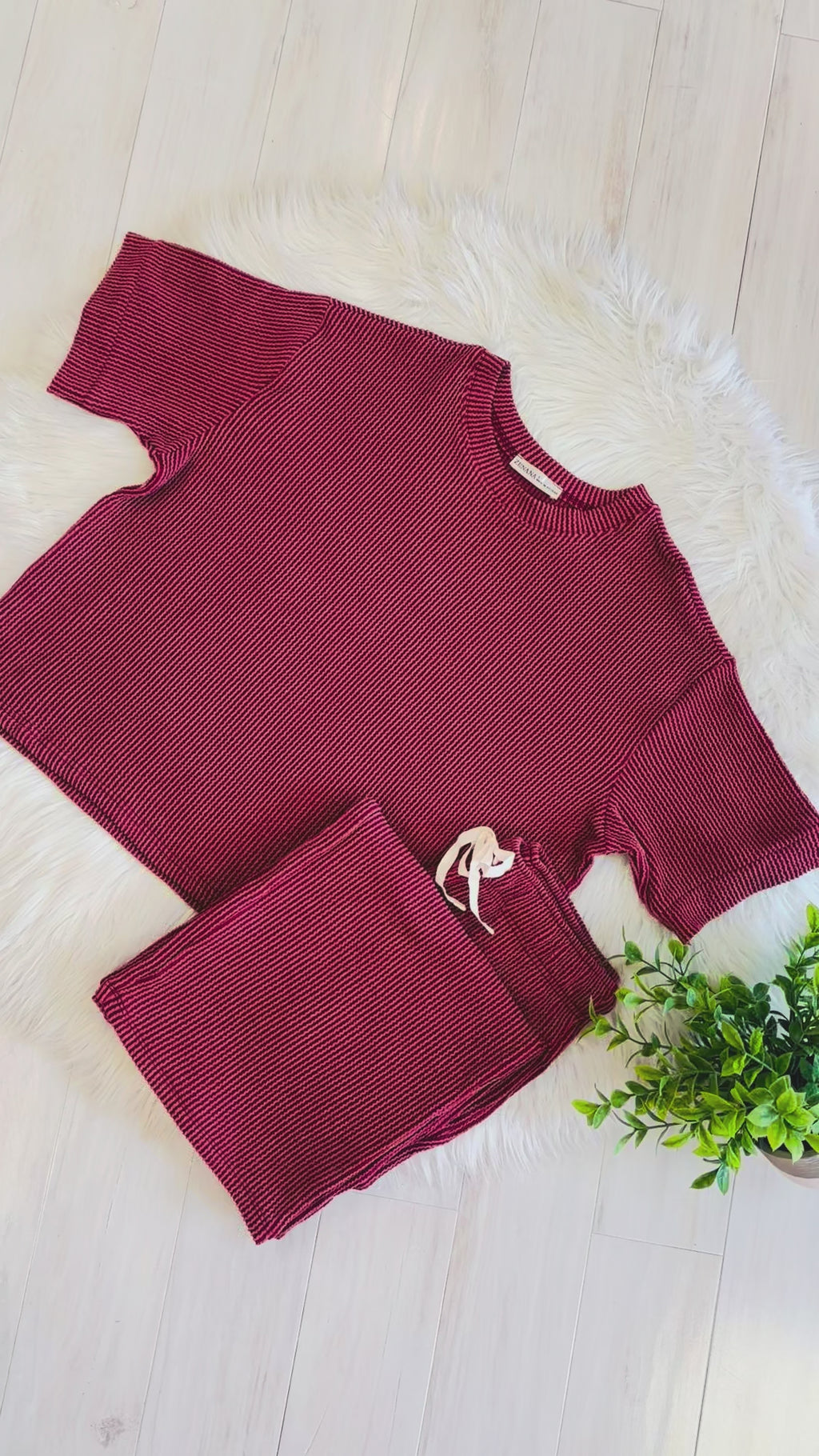 Women’s Burgundy Ribbed Top and Drawstring Pant Set