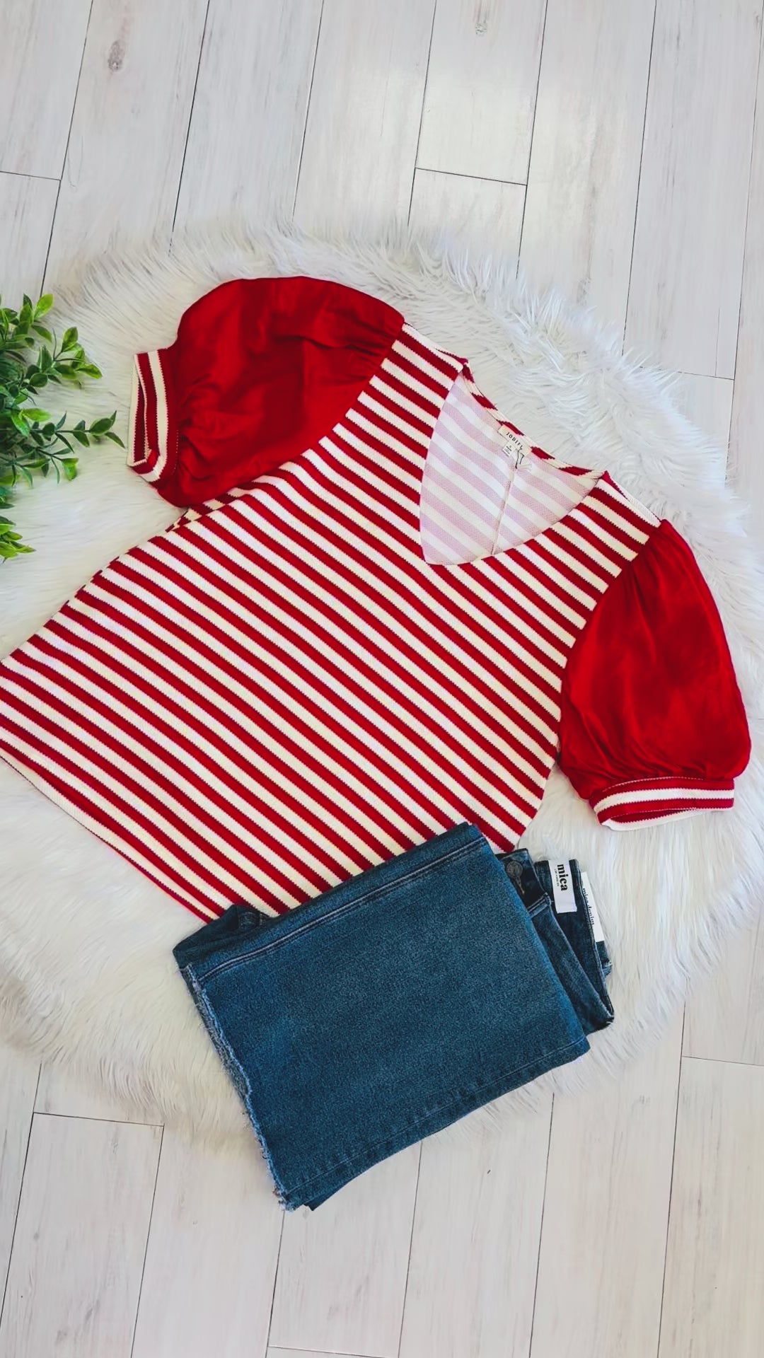 Women’s Jodifl Red Stripe Puff Sleeve Top