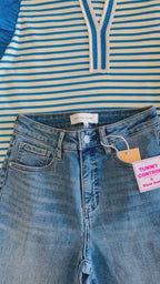 Women’s Risen High Rise Crop Wide Leg Jeans Style 5954