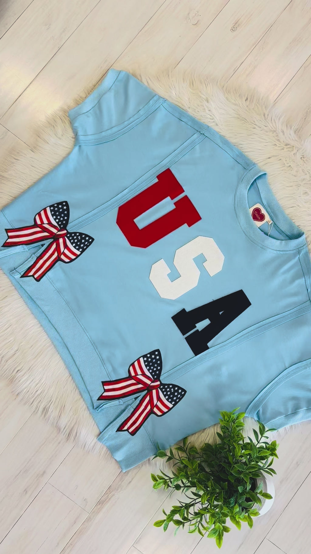 Women’s Blue 4th of July Patch Pullover Top